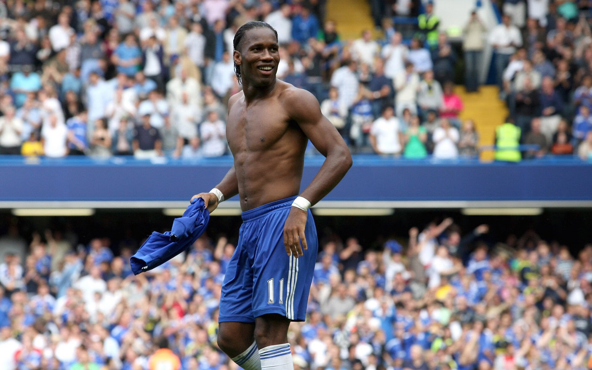 TheShy焦点对战，哈兰德与80激战法国队分钟，险胜胜负难料！全场沸腾不已